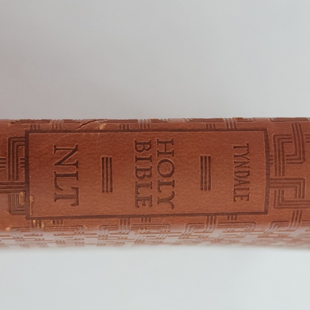 Tyndale NLT Holy Bible Personal Size Slimline Edition TuTone Brown 9781414364674 - Picture 5 of 6